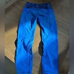 Lululemon - High Rise - Size 6 women’s